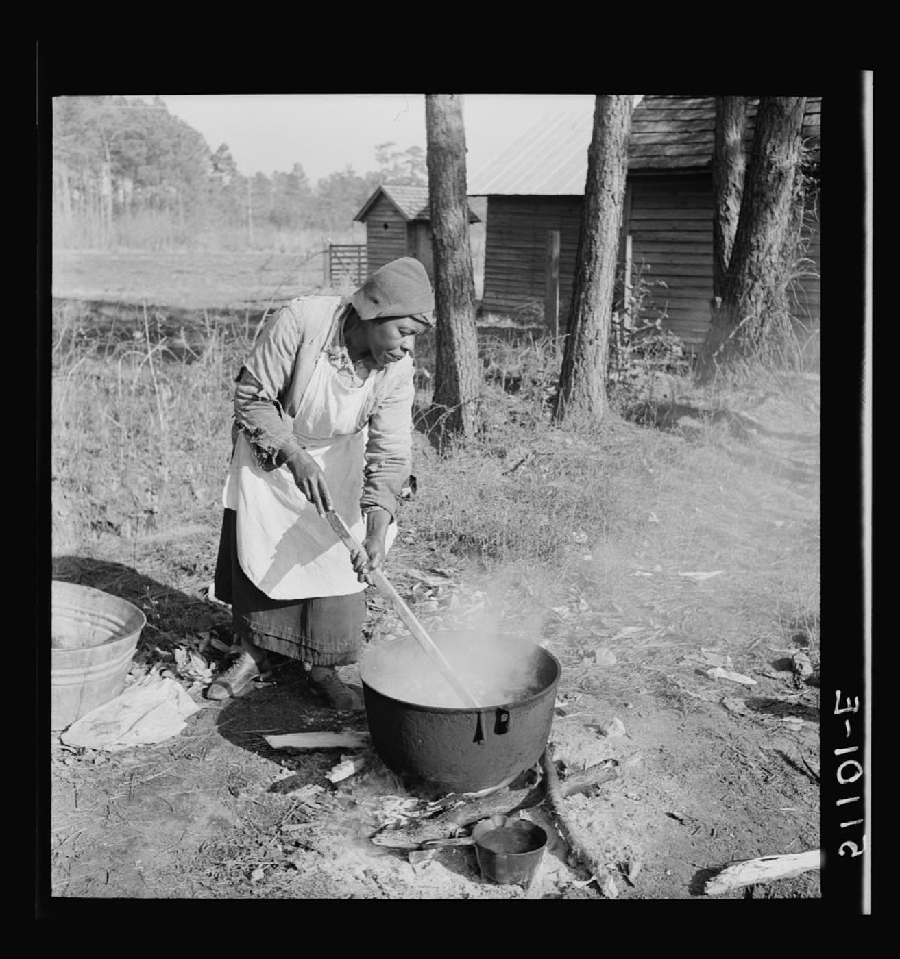 Rendering lard after hog-killing, near Maxton